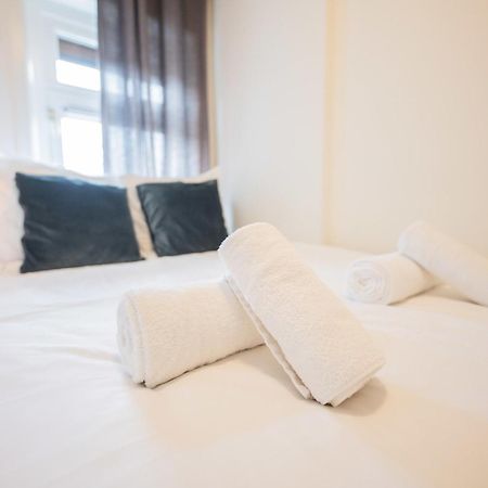 Amazing 50M2 Two-Bedroom Apartment - Ts307A Eindhoven Esterno foto