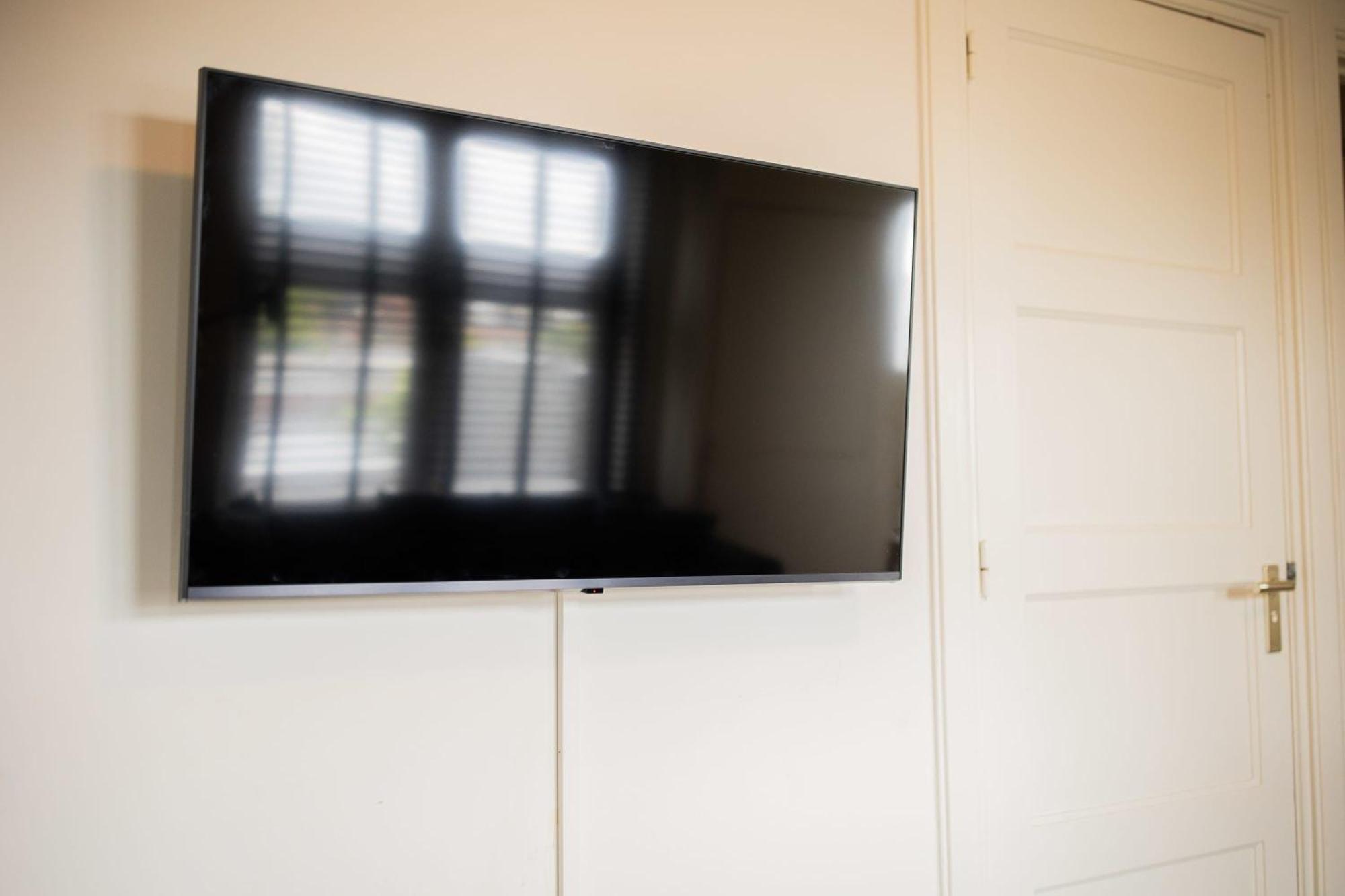 Amazing 50M2 Two-Bedroom Apartment - Ts307A Eindhoven Esterno foto